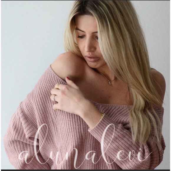 MOVING 🚚SALE REVERSiBLE TWIST BACK/PEARLS - Picture 5 of 6